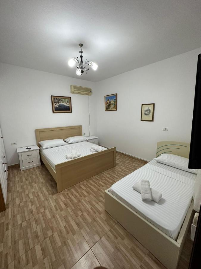 Elby Apartments Berat Bagian luar foto
